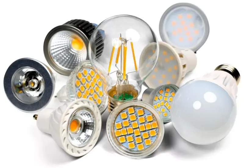 نمونهای از چراغ مطالعه LED با نور قابل تنظیم و دمای رنگی مختلف