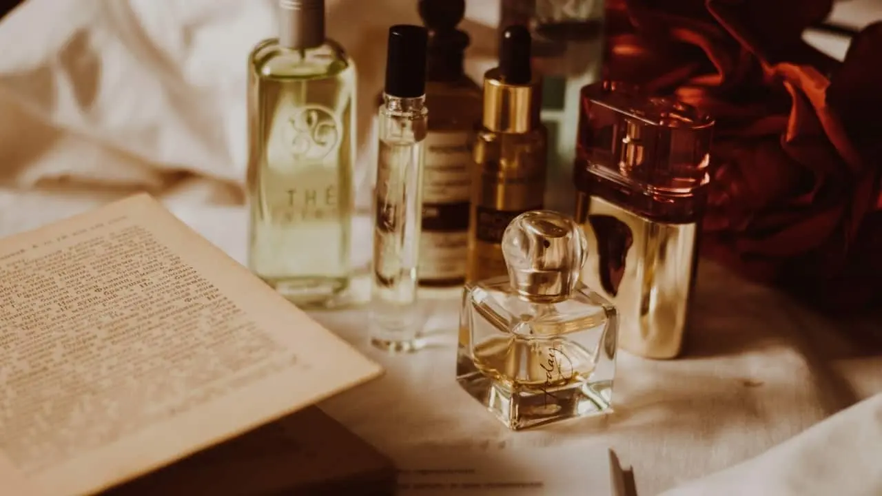 نکات انتخاب عطر مناسب برای محیطهای مختلف