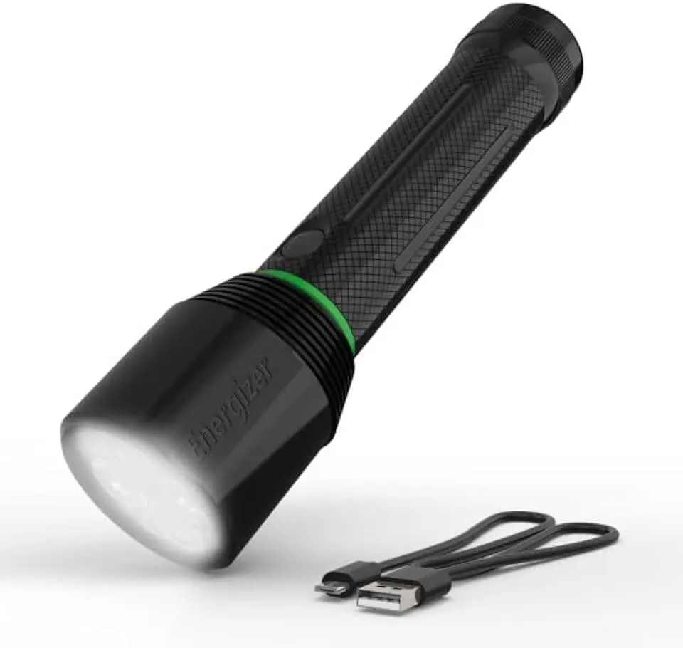 چراغ قوه LED با نور سفید روشن و طراحی کوچک و قابل حمل