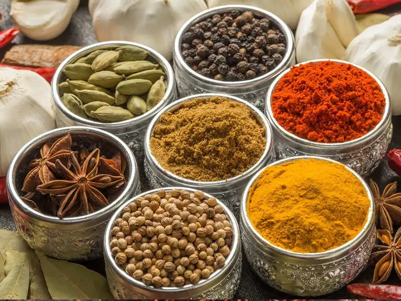 کدام جا ادویه‌ای انتخاب بهتری است؟ بررسی کامل و ساده