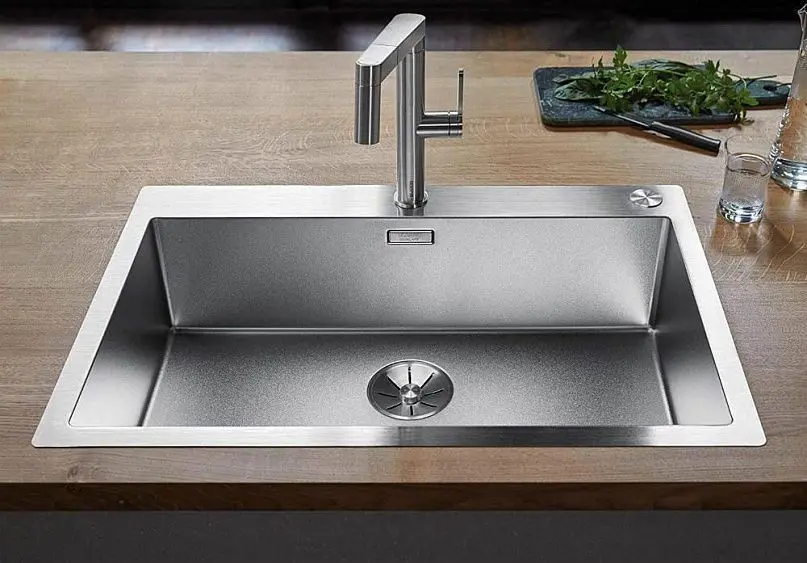 مقایسه گزینه‌های سینک استیل؛ چطور بهترین انتخاب را داشته باشیم؟