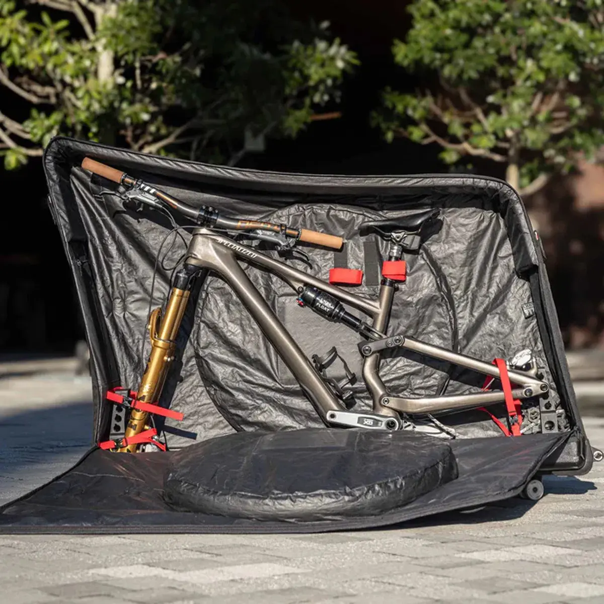کیف سadel bag دوچرخه با ظرفیت بالا و طراحی ضدآب