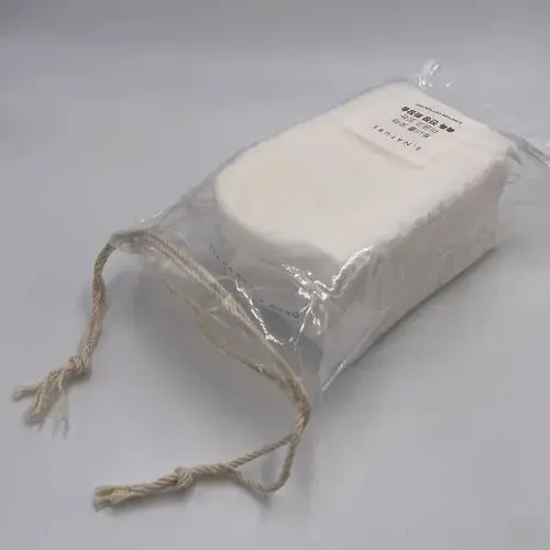 نصب گبه در زاویه دیوار و کف با استفاده از نوار چسبی و ابزارهای مناسب