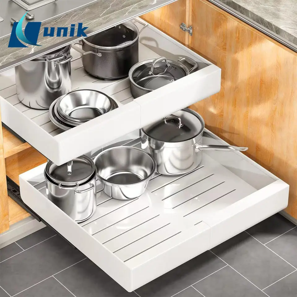 قفسه کشویی داخل کابینت با تقسیمبندی دقیق برای نگهداری اشیاء کوچک