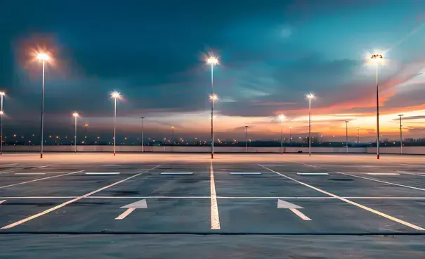 چراغهای LED پارکینگ و افزایش امنیت با نور سفید و روشنایی یکنواخت