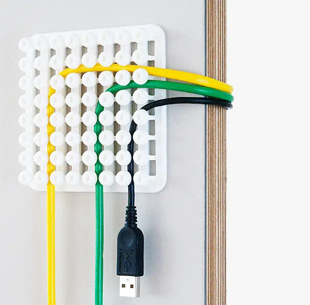 نظم دهنده کابل کوچک و قابل حمل برای لپ‌تاپ و دسکتاپ