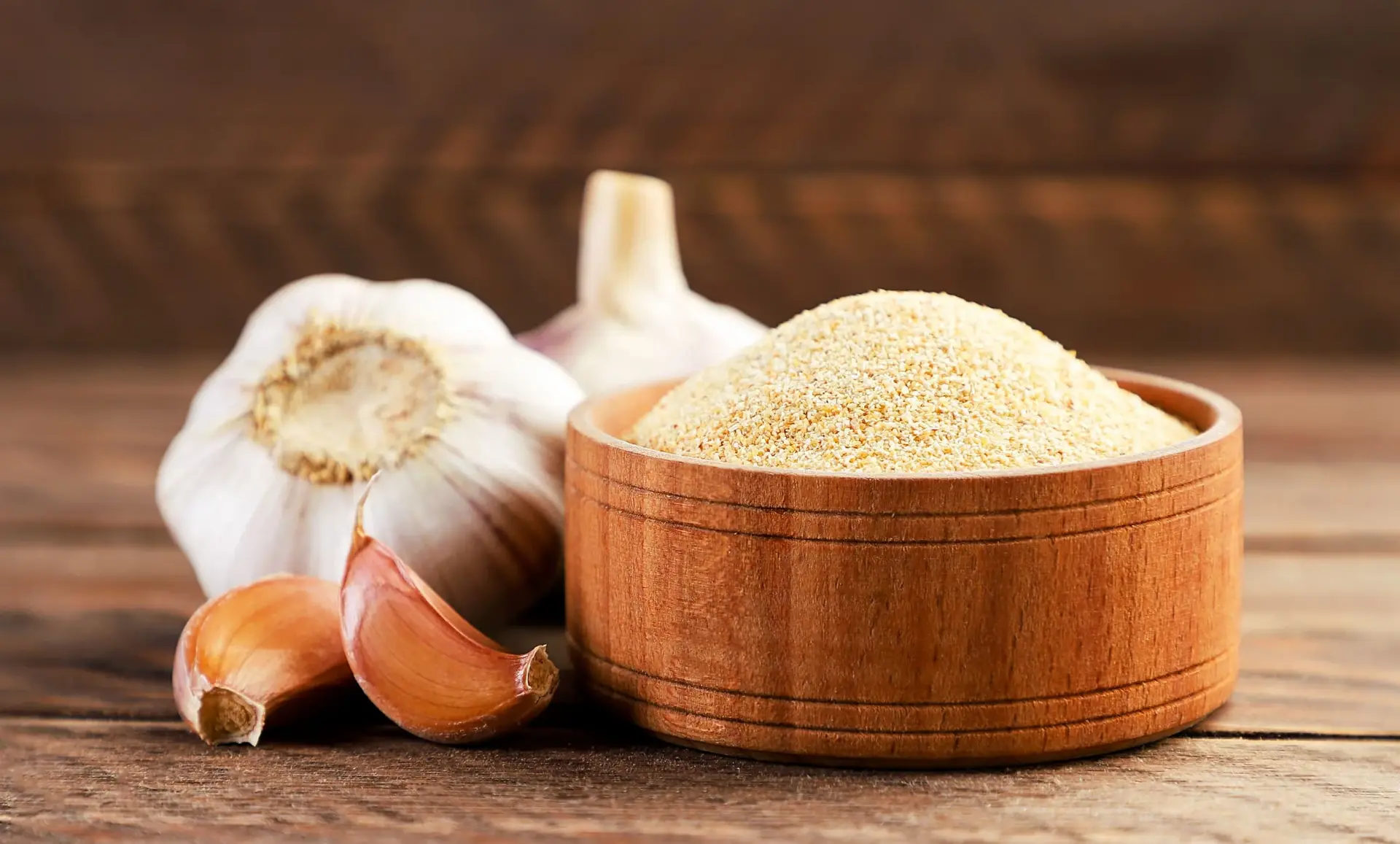 پودر سیر آلی و طبیعی با عمر انباری ۲۴ ماه
