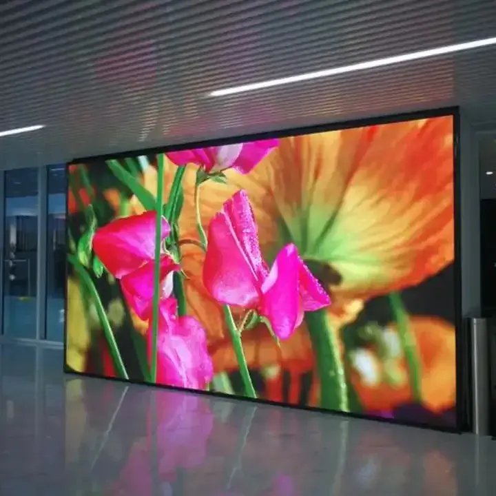 تابلو LED فضای داخلی با طراحی سهبعدی و کیفیت تصویر بالا