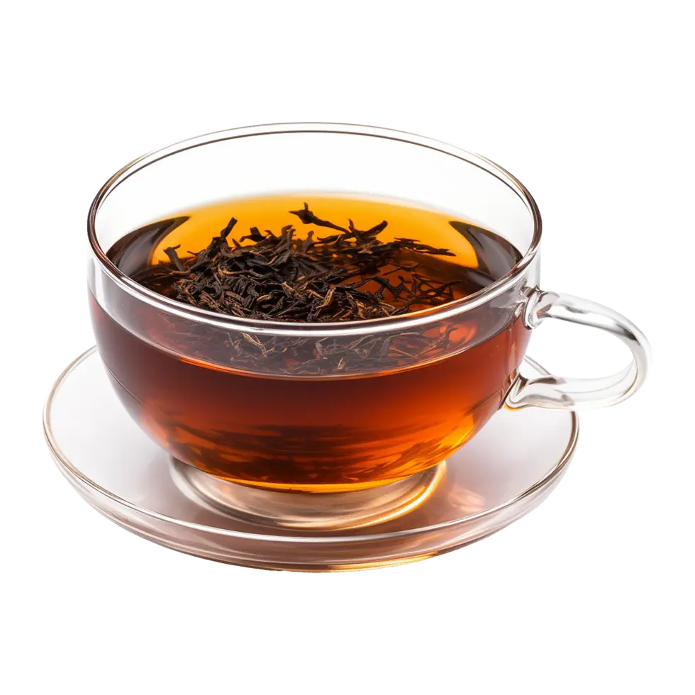 فنجان چای سیاه ایرانی در شیشه شفاف