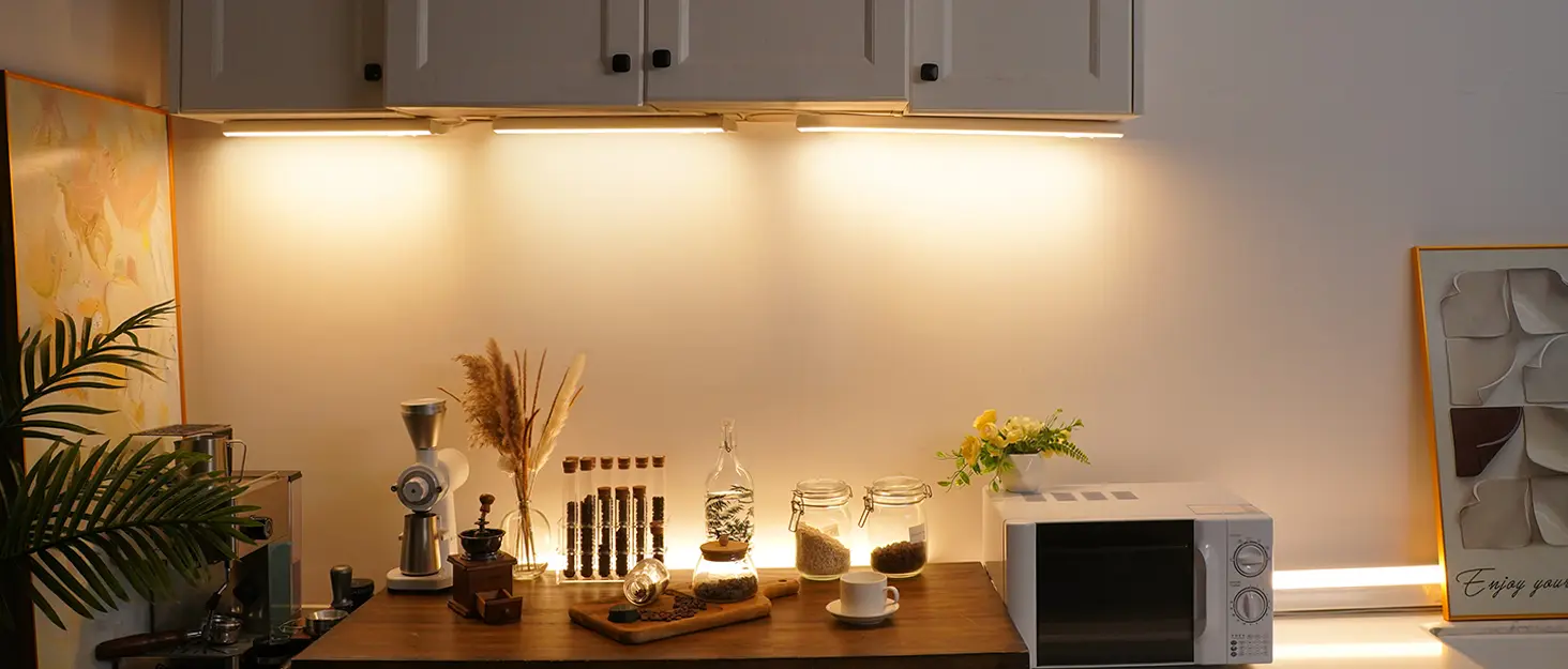 بهترین چراغ زیر کابینتی؛ نکات خرید و انتخاب هوشمندانه