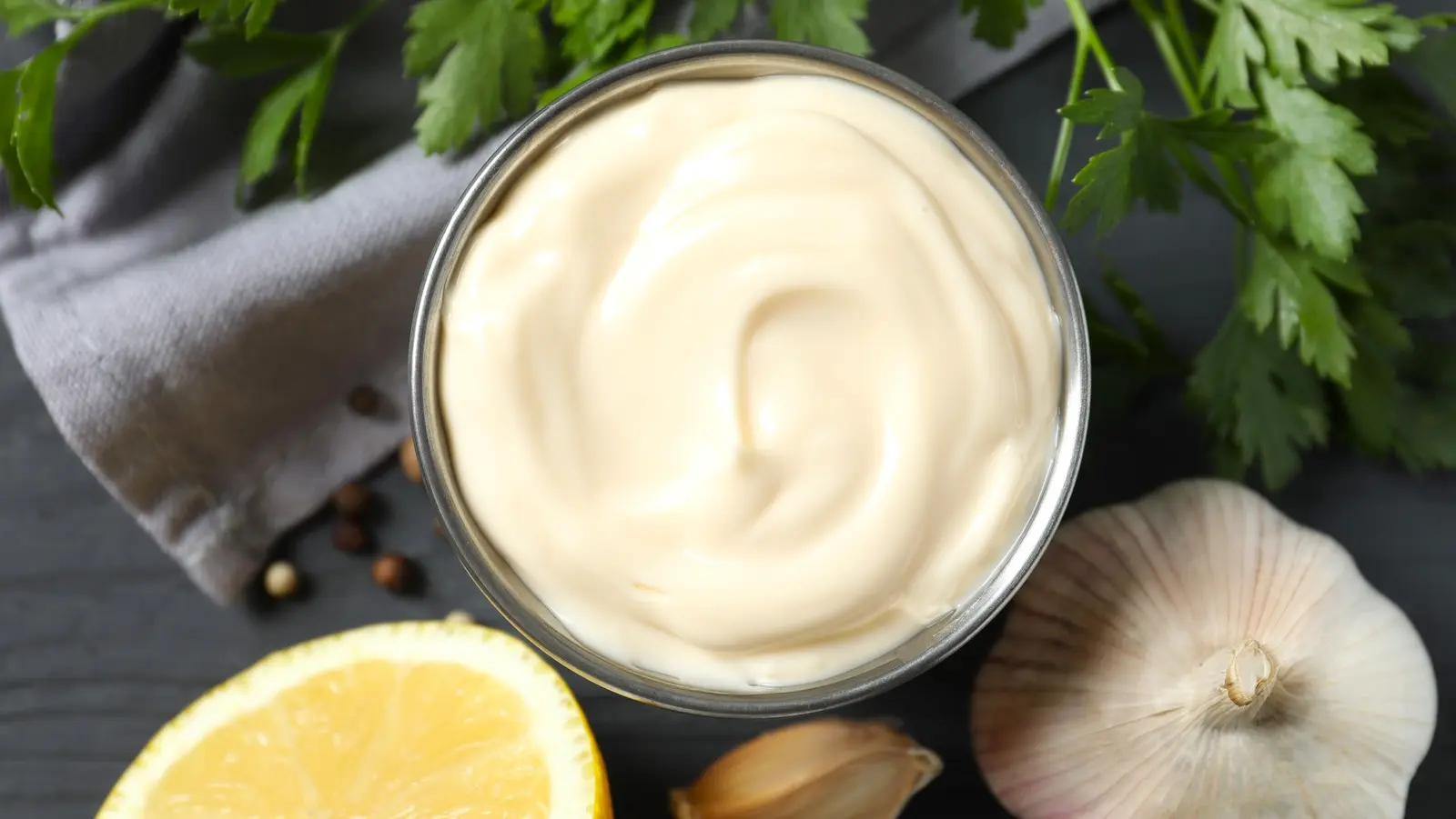 مایونز خانگی با مواد طبیعی و بدون افزودنی