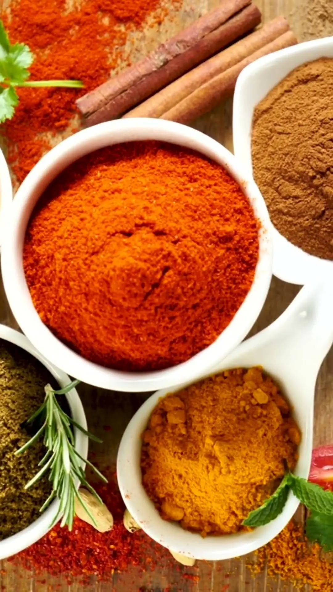 بهترین ادویه کاری؛ گزینه‌های مناسب را چطور انتخاب کنیم؟