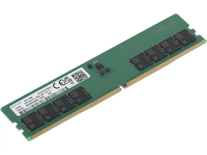 مودول حافظه DDR5 که نمونه‌ای از فناوری‌های جدیدتر است و نشان‌دهنده پیشرفت در حافظه‌های کامپیوتری است