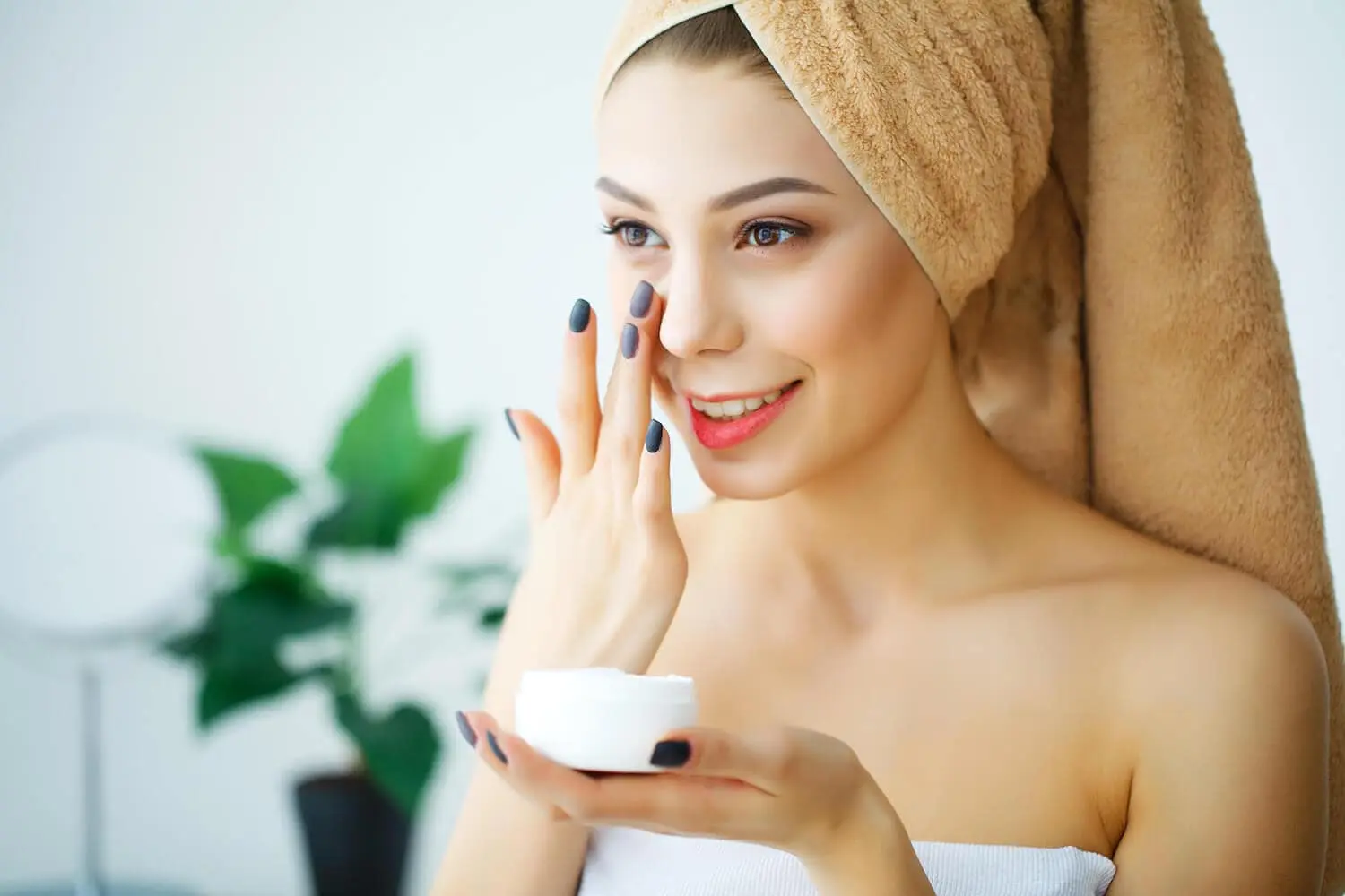 تست پچ برای بررسی حساسیت پوست به محصول جدید