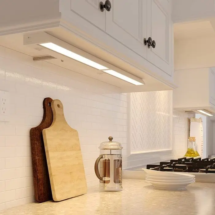 نورپردازی زیر کابینت چگونه اجرا می‌شود؛ راهنمای ساده برای شروع