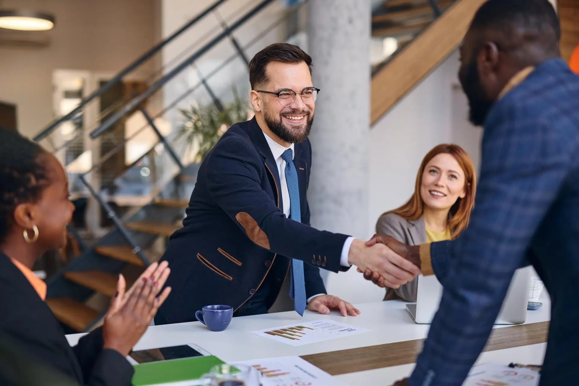 Joint Venture چیست و چه زمانی برای توسعه کسب‌وکار مناسب است؛ نکات مهم و کاربردی