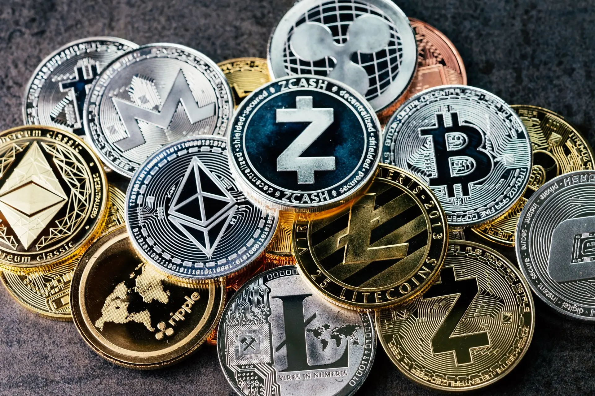 تیم توسعهدهنده یک پروژه کریپتوکارنسی