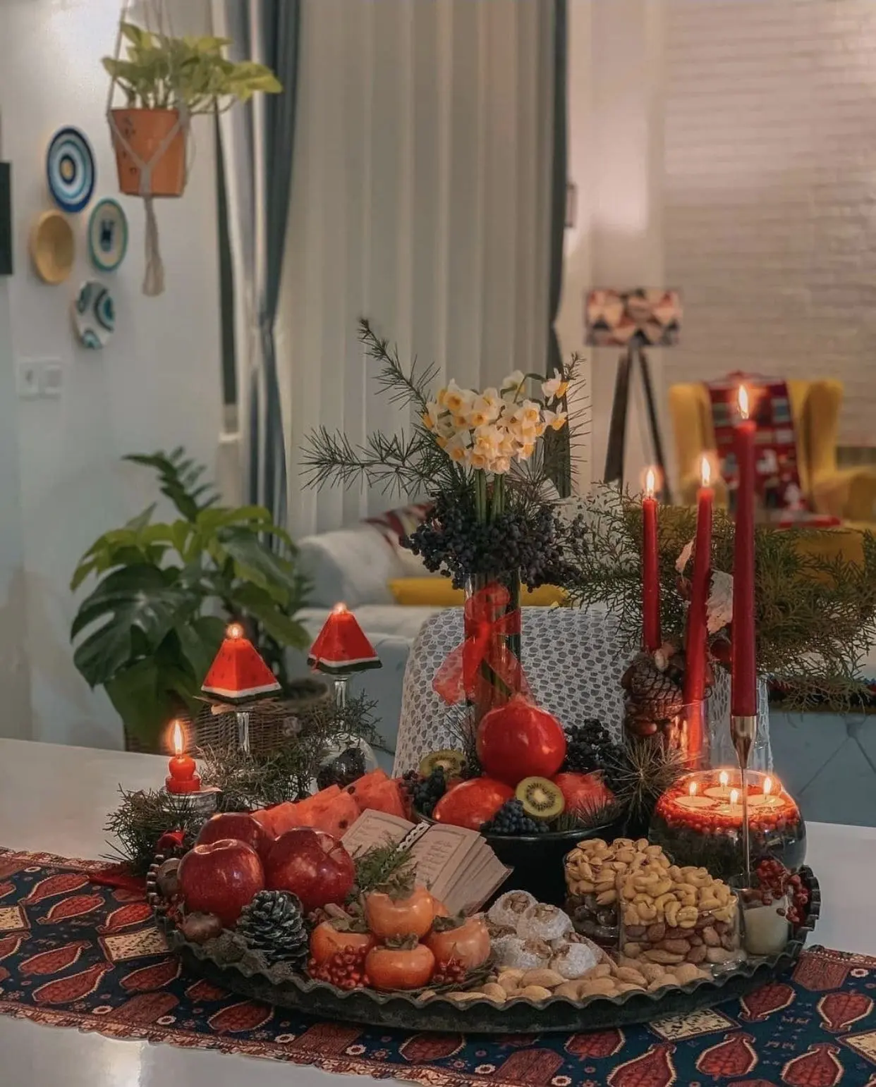 ایده‌های تزیین میز شب یلدا؛ راهنمای کامل و کاربردی
