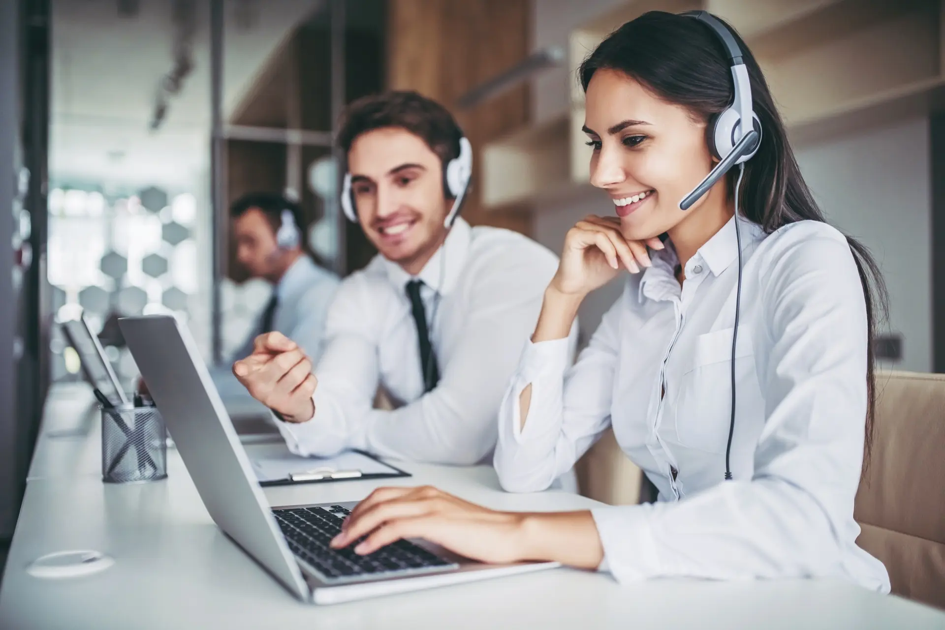 حصول را به مشتری معرفی کنیم چگونه انجام می‌شود؟ راهنمای کامل و کاربردی