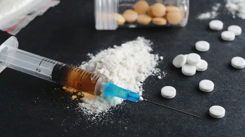 نمونهای از آزمایشگاه بیوتکنولوژی که در آن سلولهای خاص برای تولید داروهای هدفمند استفاده میشوند
