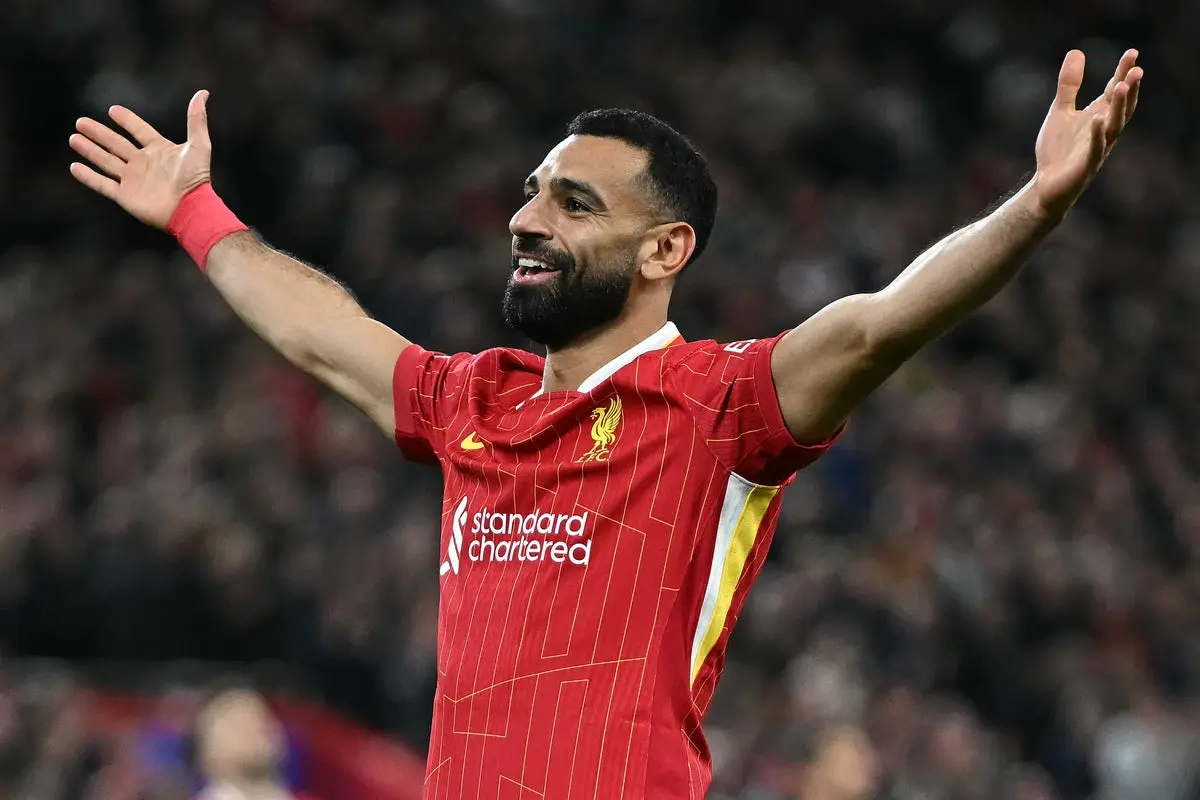 محمد صلاح در حال بازی برای لیورپول در لیگ قهرمانان اروپا