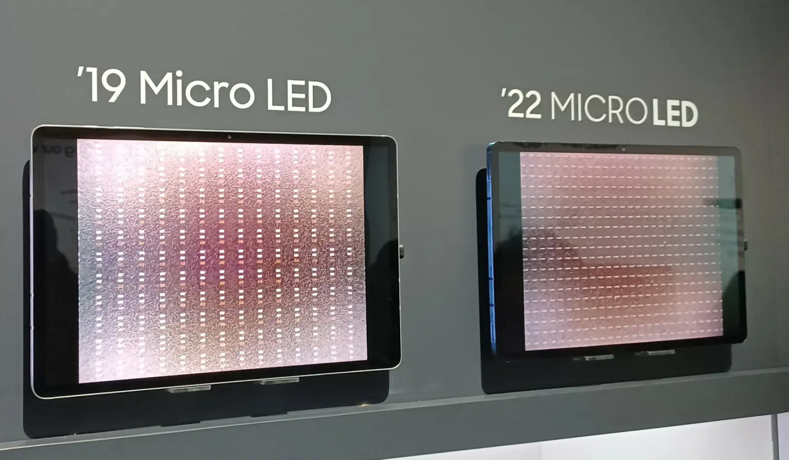نمونهای از نمایشگر MicroLED تولید شده توسط سامسونگ