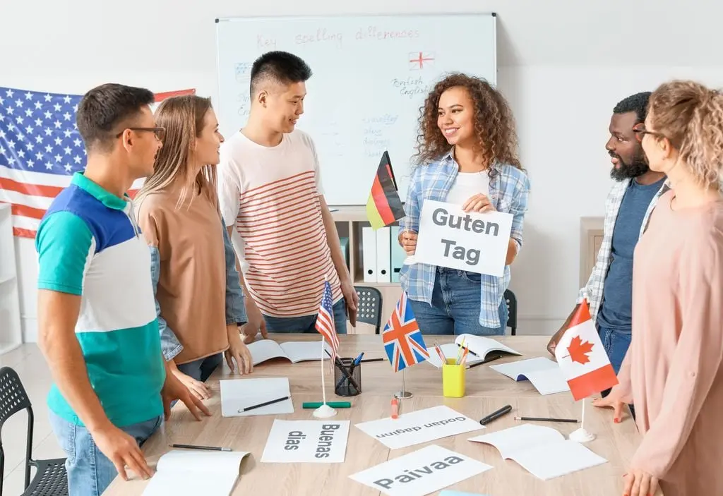 مقایسه گزینه‌های روش یادگیری زبان برای مبتدیان؛ چطور بهترین انتخاب را داشته باشیم؟