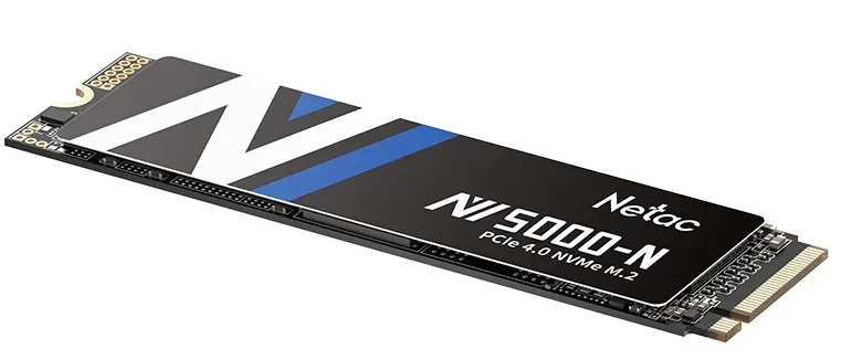 یک SSD NVMe با طراحی مدرن و اتصال M.2، نشان‌دهنده سرعت و کارایی بالا در سیستم‌های ذخیره‌سازی
