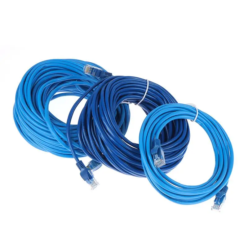 نمونه کابل شبکه Cat6 با جک‌های متصل به هر دو انتهای آن