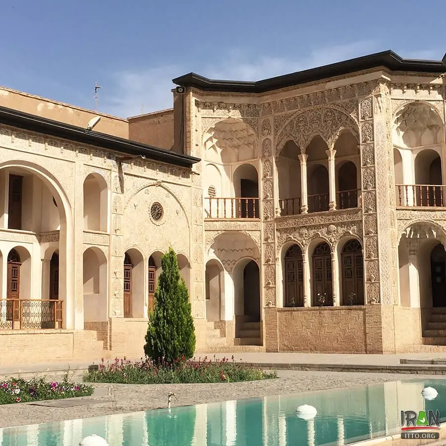 خانه طباطبایی‌ها؛ شاهکار معماری تاریخی کاشان و نکات مهم