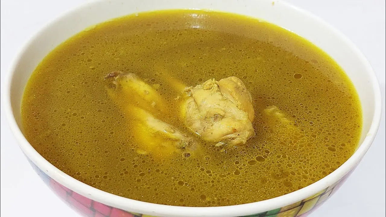 طرز تهیه سوپ مرغ ساده و خوش‌طعم؛ نکات مهم و کاربردی