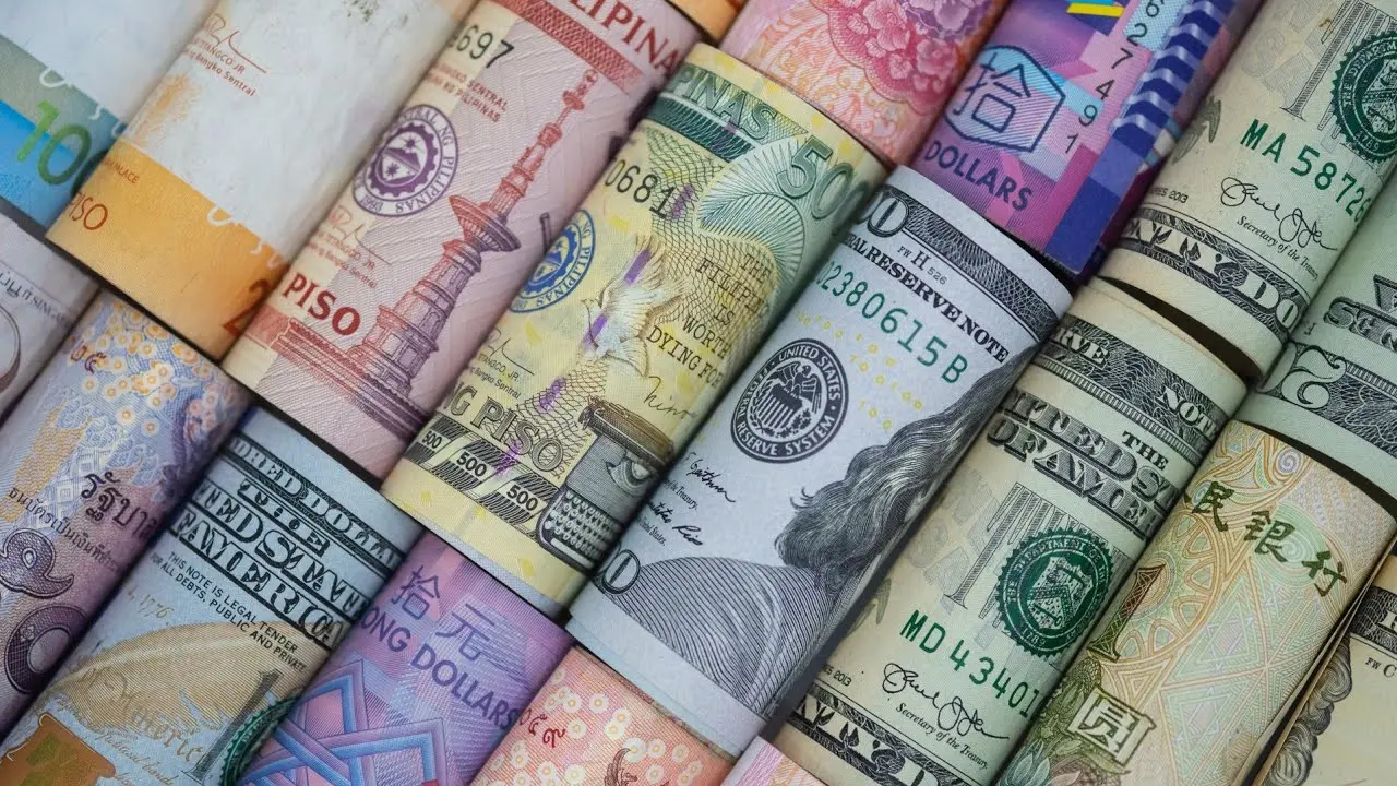 نمای یک دستگاه ATM بینالمللی برای دریافت پول حواله شده