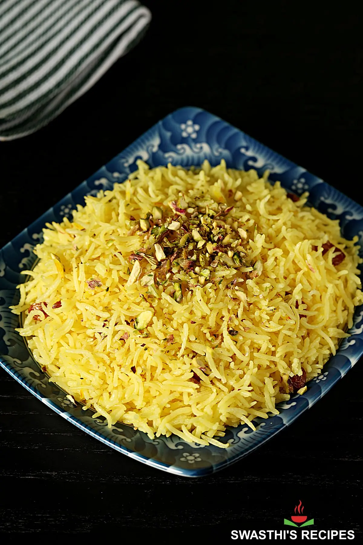 طرز تهیه زرشک پلو با مرغ مجلسی؛ راهنمای ساده برای شروع