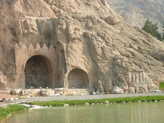 طاق بستان؛ آنچه درباره تاریخچه و راهنمای بازدید باید بدانید